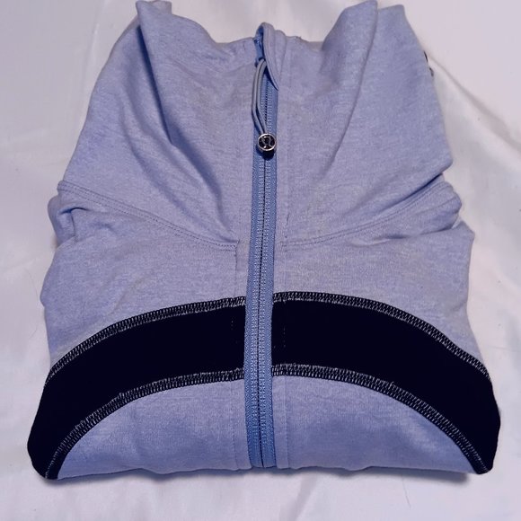 Lululemon Athletica In Stride Jacket - Size 6 - Picture 6 of 8
